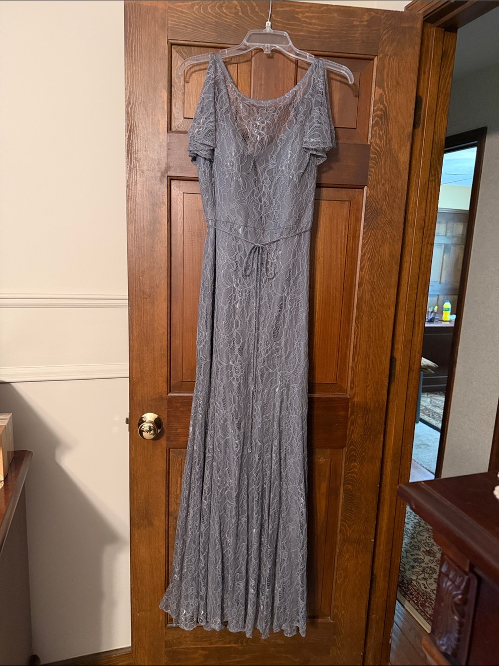 Elegant Charcoal Gray Lace Maxi Dress with Short Sleeves